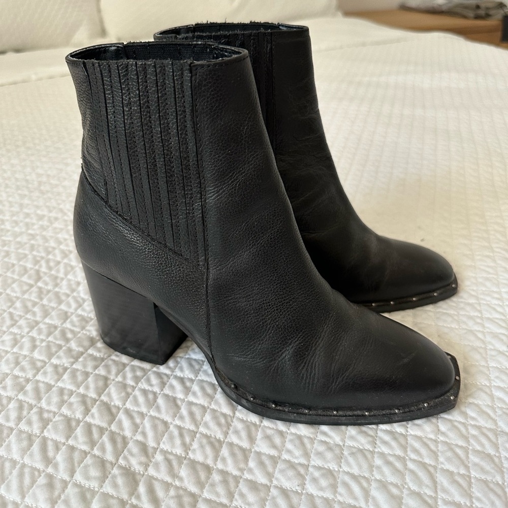 Black boots